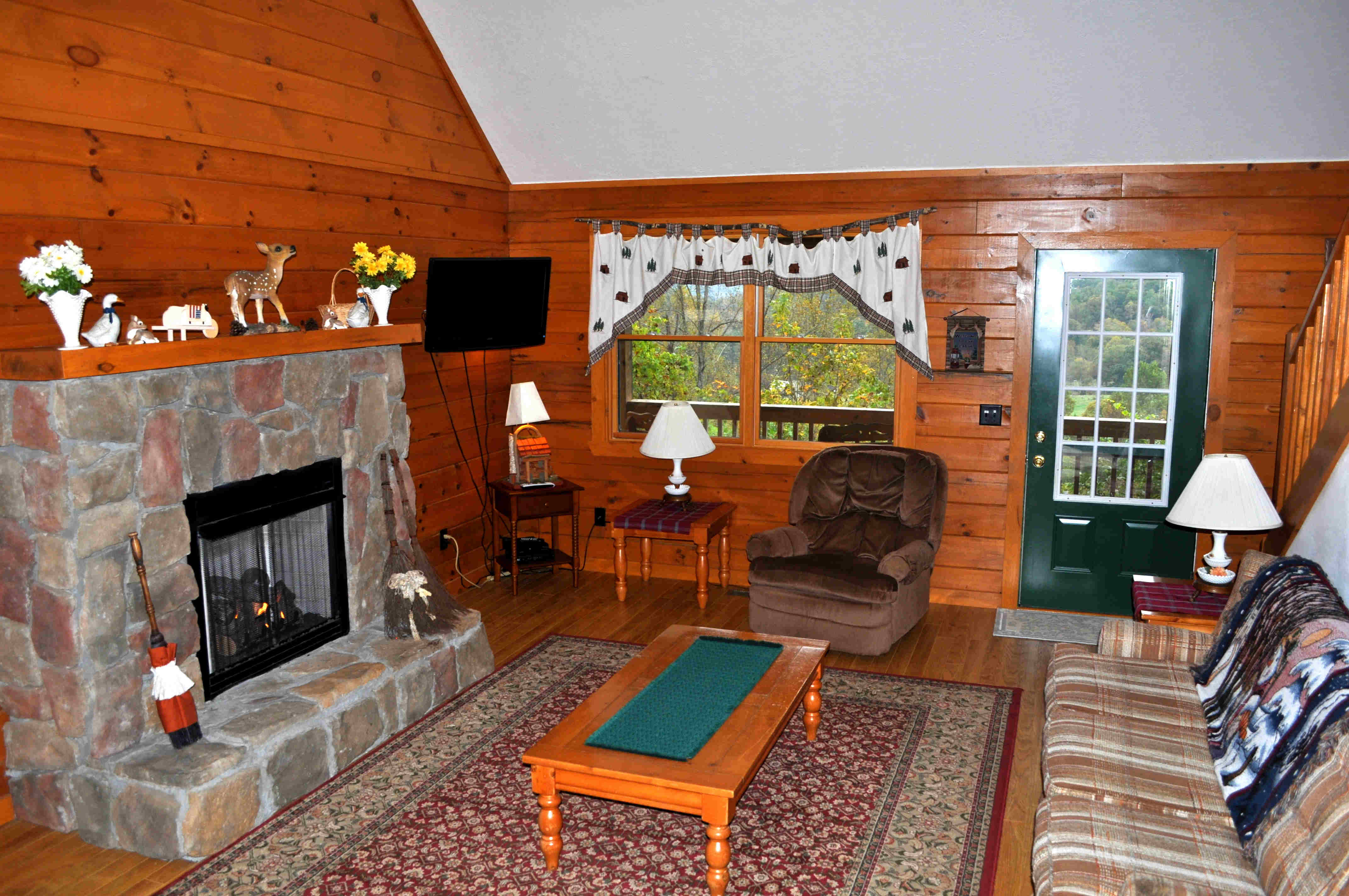 Cabin 3 Living Room