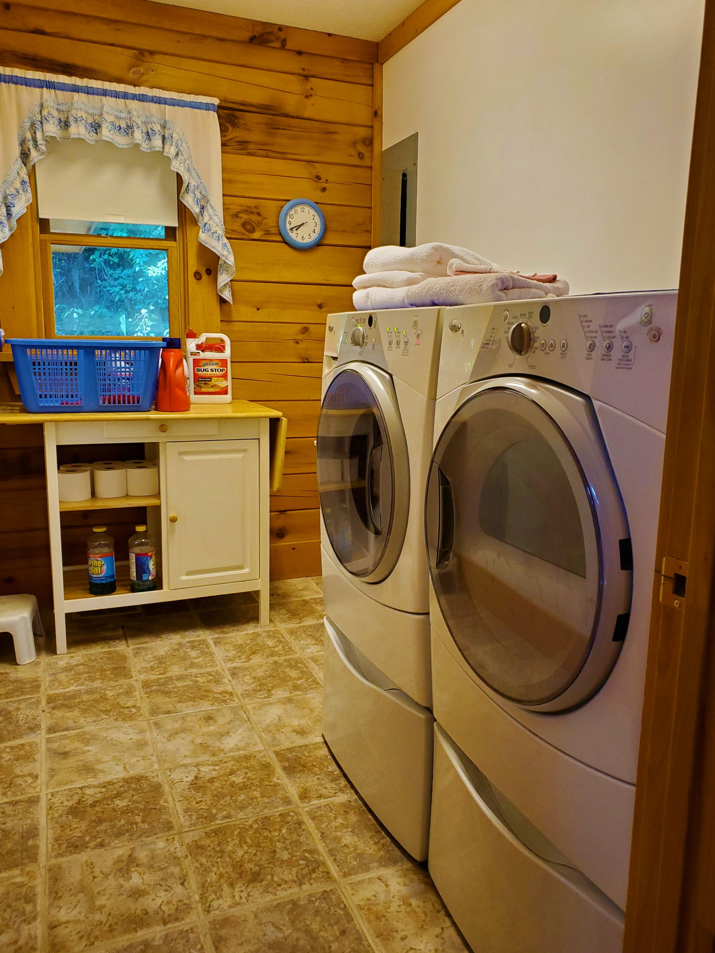 Cabin 5 Laundry
